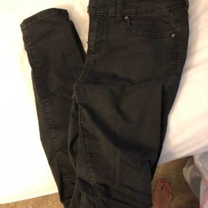 Black Jennifer Lopez skinny jeans